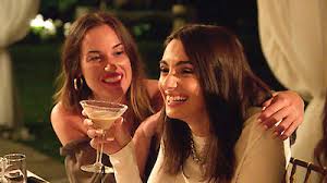 Explore the seasons and episodes available to watch with your hayu membership. Watch Summer House Online Full Episodes Of Season 4 To 1 Yidio