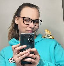 My sweet baby HerShey 🦎 what type of dragon does I have 🫶🏾