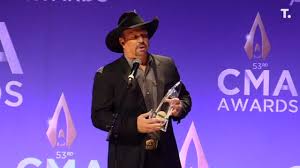 11, 2001, many of them responded with their music. Frustrated Lifelong Fan Country Music Must Stop Pigeon Holing Itself