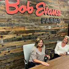 At Bob Evans, we treat strangers like friends, friends like family, and…