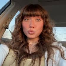 Rachel Bressler's Instagram, Twitter & Facebook