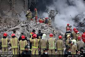 کشف پیکر تمام آتش نشانان شهید از ویرانه های پلاسکو - 2 | خبرگزاری صدا و سیما