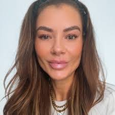 Elijah Beale's Instagram, Twitter & Facebook