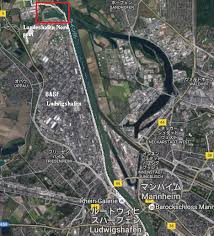 At basf's ludwigshafen site, some 8,000 sales products are produced with a total volume of 8.5 million metric tons per year from just a few raw materials, such as naphtha, rock salt and sulfur. Basf