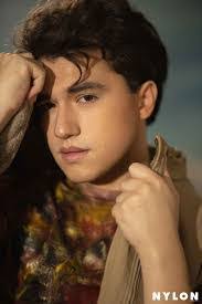 Markus Paterson's Instagram, Twitter & Facebook