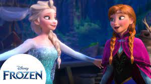 Elsa and Anna Celebrate SUMMER in Arendelle 