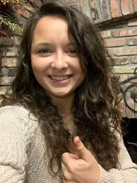 😒😒😞😞😞true what's your Nick name as a child???