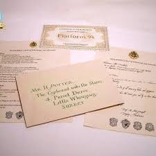 Lettre D Acceptation A Poudlard En Francais Ou En Anglais Personnalisee Inspiree D Harry Potter En 2020 Poudlard Harry Potter Lettre Harry Potter