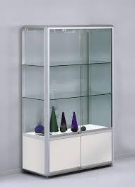 Design Standvitrine Mit Abschliessaren Schiebeturen Und Abschliessbaren Unterschrank Unterschrank Schrank Vitrine