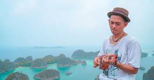 Pada januari 2021 lalu, sosok rina gunawan berhasil mencuri. Lirik Lagu Budi Doremi Arsia Lirik