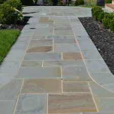 Part of the appeal of flagstone is its versatility: Flagstone Irwin Stone