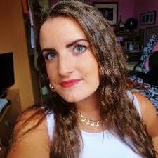 Lorena Miles's Instagram, Twitter & Facebook