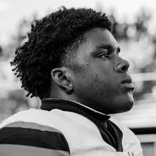 Amar Williams's Instagram, Twitter & Facebook