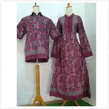 Model baju dari kain jarik gendong : Model Baju Dari Kain Jarik Gendong Cara Menggunakan Rok Serut Dan Pilihan 10 Rok Lilit Dengan Aksen Etnik Untuk Tampilan Cantik Nan Unik Bentuknya Yang Simpel Membuat Banyak Orang Jatuh