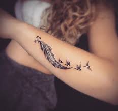 34 Stunning Feather Tattoo Ideas Fashionmoe Girl Arm Tattoos Feather Tattoos Tattoo Models