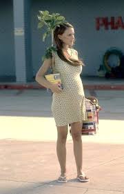 Natalie Portman Home Is Where The Heart Is Good Movies To Watch Movies To Watch Movies Worth Watching