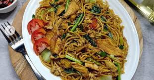 Bami goreng, also known as mie goreng or bakmi goreng is a traditional southeastern asian dish. Resep Bakmi Goreng Jawa Enak Dan Kenyal Disantap Saat Hujan Makin Nikmat