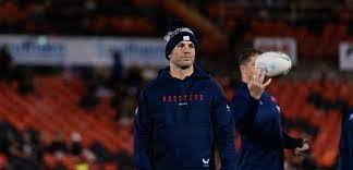 It's been raining in penrith for the last 45 minutes, according to phil gould in the nine commentary box. Arbuimtv9qrsm