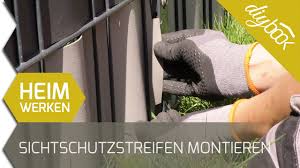 Doppelstabmattenzaun Sichtschutzstreifen Anbringen Youtube