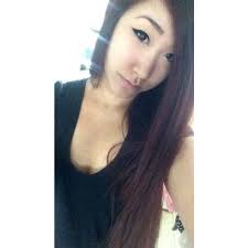 Gloria Ng (@GloLovesYou)