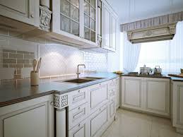 basic tile patterns for the kitchen