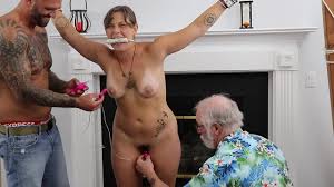 DSC14-5) “Paisleys Playtime” Amateur MILF Paisley Flowers Threesome  Fingering Fondling Bondage Vibrators Hitachi Blowjob Doggystyle Fucking  Creampie - XNXX.COM