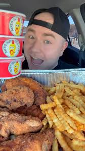 Dave’s Hot Chicken 🐔🔥, ., ., ., ., ., #mukbang #eatingshow #fastfood  #foodreels #daveshotchicken #asmr #asmreating #foodreview #foodcritic  #eatingsounds