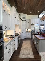 farmhouse style kitchen, rustic kitchen