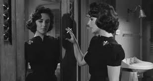 Oct 18, 2017 · elizabeth taylor actress elizabeth taylor starred in films like 'cat on a hot tin roof' and 'butterfield 8' but was just as famous for her violet eyes and scandalous love life. Violet Eyes Elizabeth Taylor Silkstone Barbie Inside The Fashion Doll Studio