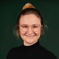 100+ 'Luzak' profiles