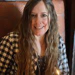 Michelle Tschida's Instagram, Twitter & Facebook