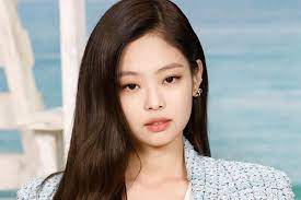 Jennie from blackpink live at osaka preforming solo. Should Jennie Kim Of Blackpink Go Solo The Tylt