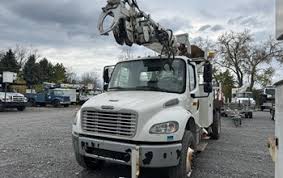 Image result for Commander 190