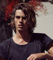 Idee tendance coupe coiffure femme 2017 2018 1000 ideas about. 1001 Idees Coupe De Cheveux Homme Mi Long Silence Ca Pousse Cheveux Homme Coupe Cheveux Homme Coiffure Homme Mi Long