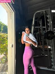 sara saffari nude ass (photos) - Sex Photos