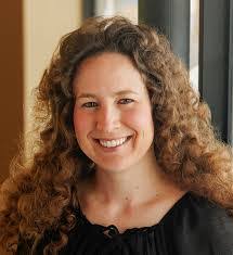 Melinda Pierson's Instagram, Twitter & Facebook