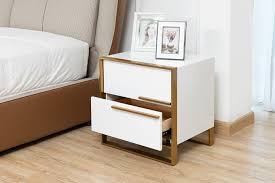 Phòng ngủ để những đồ vật sau hao tài tán của, món đồ thứ 4 đại kị ...