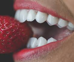 Is getting porcelain crowns in Vietnam reliable?