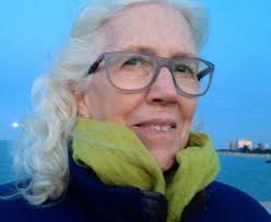 ExhibiTricks: A Museum/Exhibit/Design Blog: Exhibit Labels: The Story  Behind the Second Edition Interview with Beverly Serrell (and FREE Book  Giveaway!)