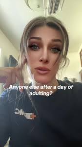 Anyone else after adulting??? Just leave me be so I can read.  #adultingsucks #booktok #adulting #letmebe #nottoday