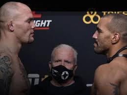 Rakic capitalizes on smith's leg buckling in round 1. Ufc Anthony Smith Rescues Fight Night After Covid Strikes Sport Gulf News