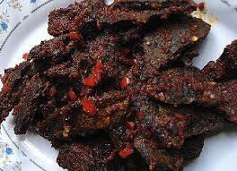 Masakan berasaskan sambal hijau ini dikhabarkan berasal dari negeri johor yang sememangnya jadi, hari ini saya ingin berkongsi resepi ayam masak sambal hijau yang telah terbukti sedap. Resepi Paru Goreng Berlada