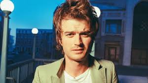 Forrest Nolan Ajak Liburan Musim Panas dengan 'Summer Vibe'