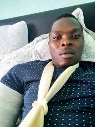 Ki sanla so zouzou ine tombe..