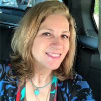 Angela Martins's Instagram, Twitter & Facebook