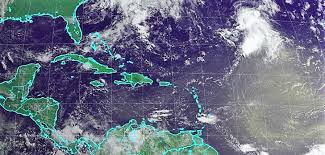 Doch nach den berechnungen des barcelona dust centers, das von der wmo mit der vorhersage von staub beauftragt worden ist. Riesige Staubwolke Aus Der Sahara Erreicht Die Karibik Update Latinapress Nachrichten
