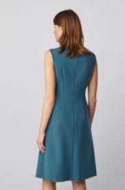 Elegantes etuikleid mit farbbrillantem druck. Hugo Boss Elegante Kleider Fur Damen Tag Abend