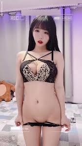 Adilyn exposed - a peek at her intimate moments