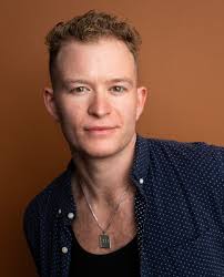 We kicked off this year's Halloran Centre Presents with our Memphis  Songwriters Series hosted by Mark Edgar Stuart last evening!! The lounge  was filled with perfect tunes as our August lineup put