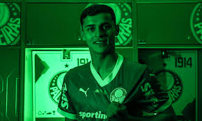 Palmeiras ultrapassa 480 milhões de reais investidos em atacantes após contratação; Confira